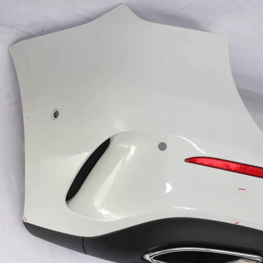 Zderzak Tylny AMG Digital White Biały Metalik - 144 do Mercedes W177 o numerze A1778804801 Mercedes W177 Zderzak Tylny AMG Digital White Biały Metalik - 144 - SKU A1778804801-DWH - Numer Części A1778804801