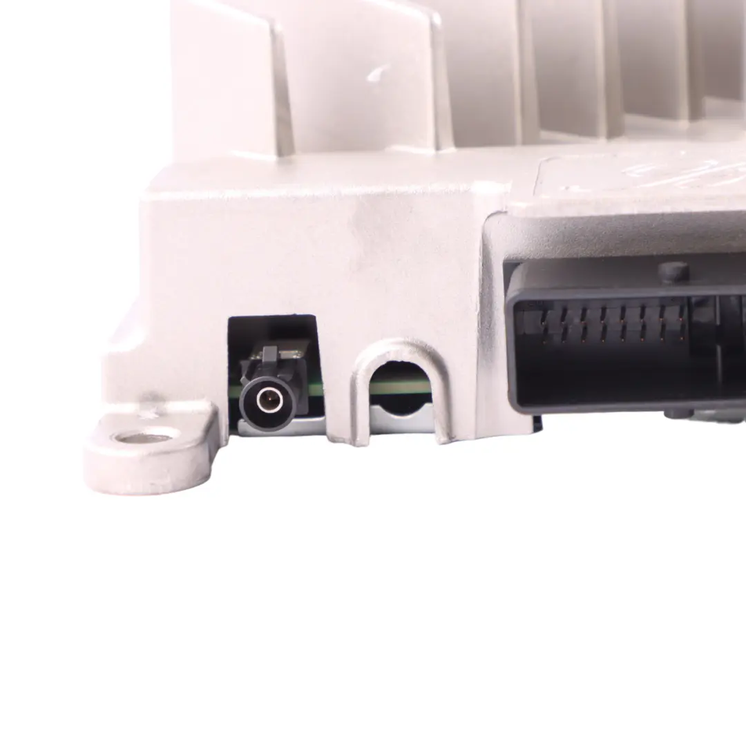Amplificador Audio Radio Burmester para Mercedes C118 W177 W247 con número de pieza A1779007305 Mercedes C118 W177 W247 Amplificador Audio Radio Burmester - SKU A1779007305 - Número de pieza A1779007305
