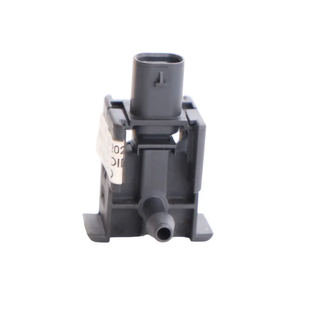 Mercedes W177 Protezione pedoni Modulo sensore di pressione - SKU A1779054700-1 - Numero di parte A1779054700