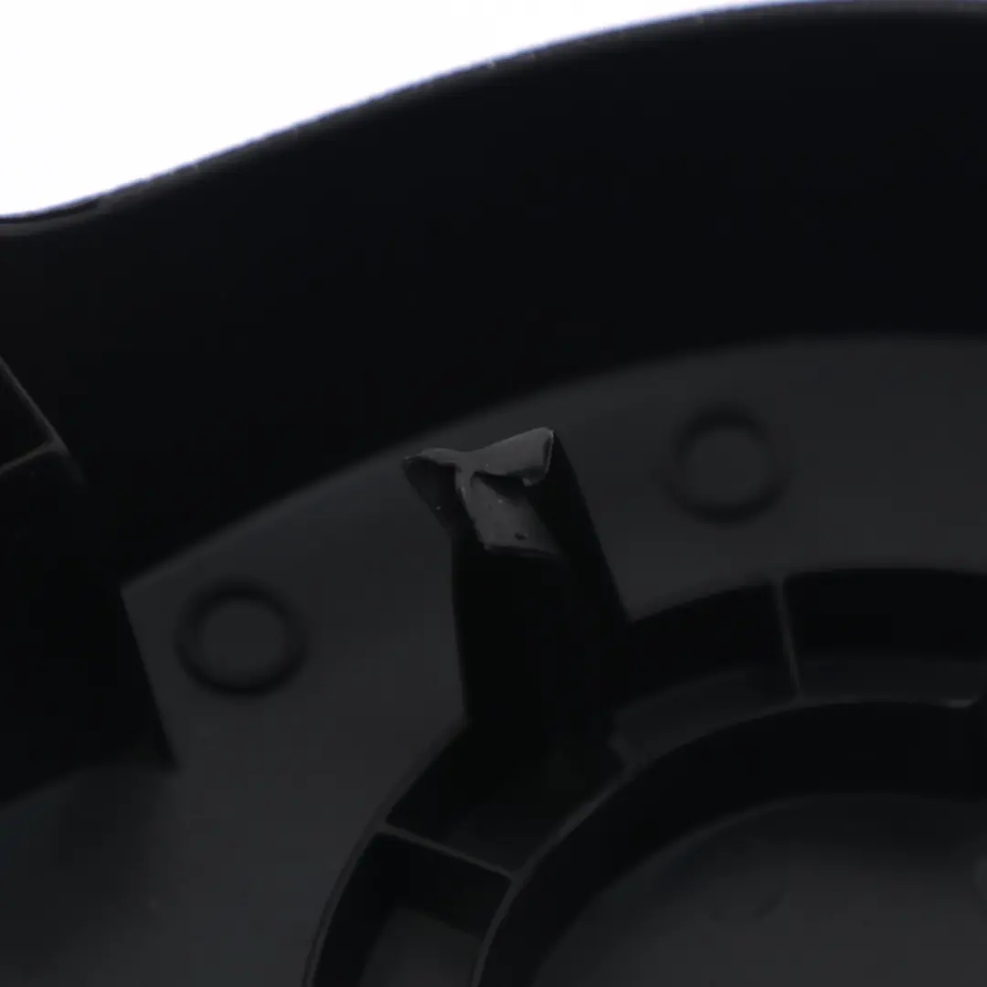 Osłona Panel Fotela Prawy Przód do Mercedes C118 W177 W247 o numerze A1779105800 Mercedes C118 W177 W247 Osłona Panel Fotela Prawy Przód - SKU A1779105800 - Numer Części A1779105800