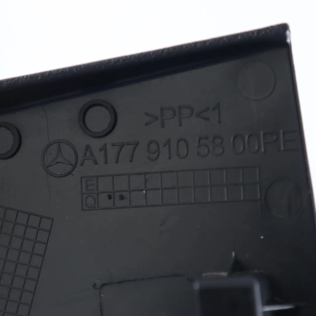 Osłona Panel Fotela Prawy Przód do Mercedes C118 W177 W247 o numerze A1779105800 Mercedes C118 W177 W247 Osłona Panel Fotela Prawy Przód - SKU A1779105800 - Numer Części A1779105800