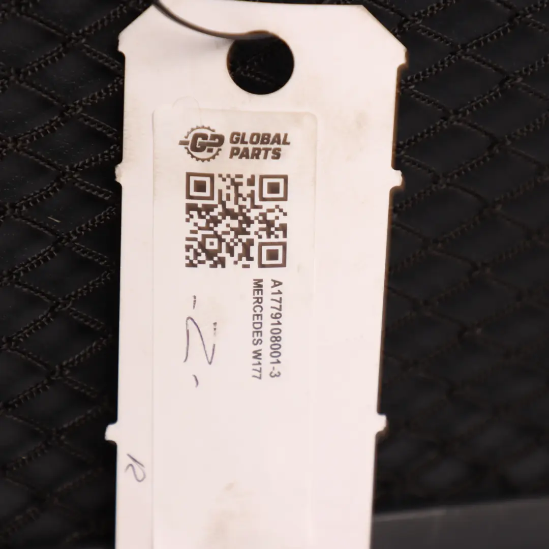 Mercedes W177 Asiento Delantero Derecho Tela Imitación Cuero Negro Rojo Hilos - SKU A1779108001 - Número de pieza A1779108001