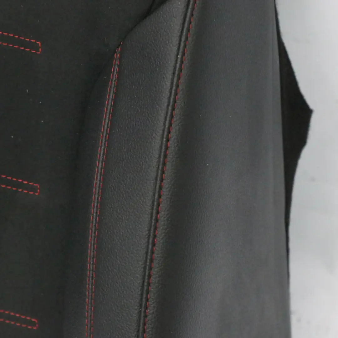 Sedile anteriore destro Schienale Tessuto Finta Pelle Nero Rosso per Mercedes W177 con numero di parte A1779108001 Mercedes W177 Sedile anteriore destro Schienale Tessuto Finta Pelle Nero Rosso - SKU A1779108001 - Numero di parte A1779108001