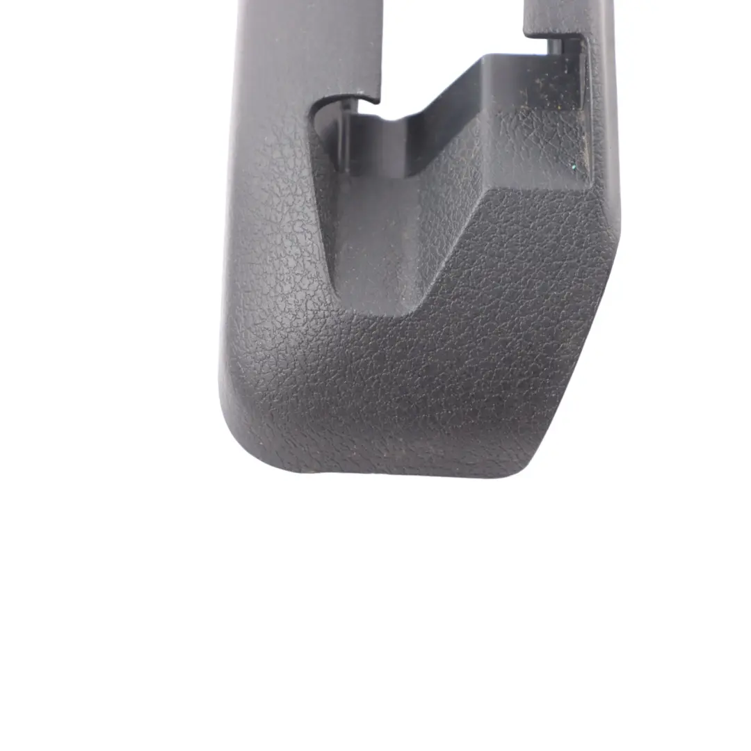 Coprisedile Binario Anteriore Destro per Mercedes C118 W177 con numero di parte A1779193800 Mercedes C118 W177 Coprisedile Binario Anteriore Destro - SKU A1779193800 - Numero di parte A1779193800