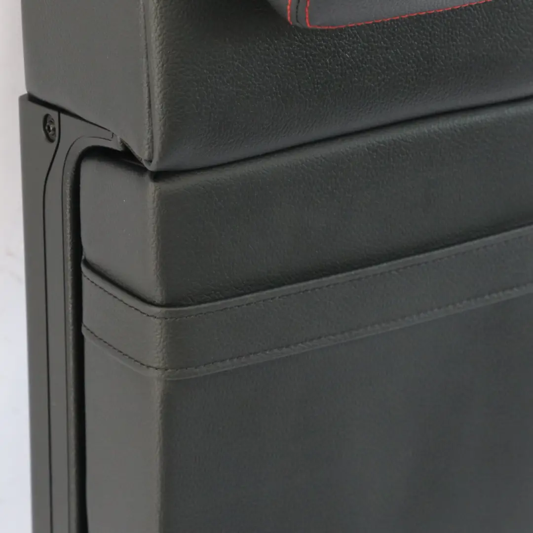 Mercedes H243 Accoudoir arrière Appui-tête central simili cuir noir et rouge - SKU A1779700800 - Numéro de pièce A1779700800
