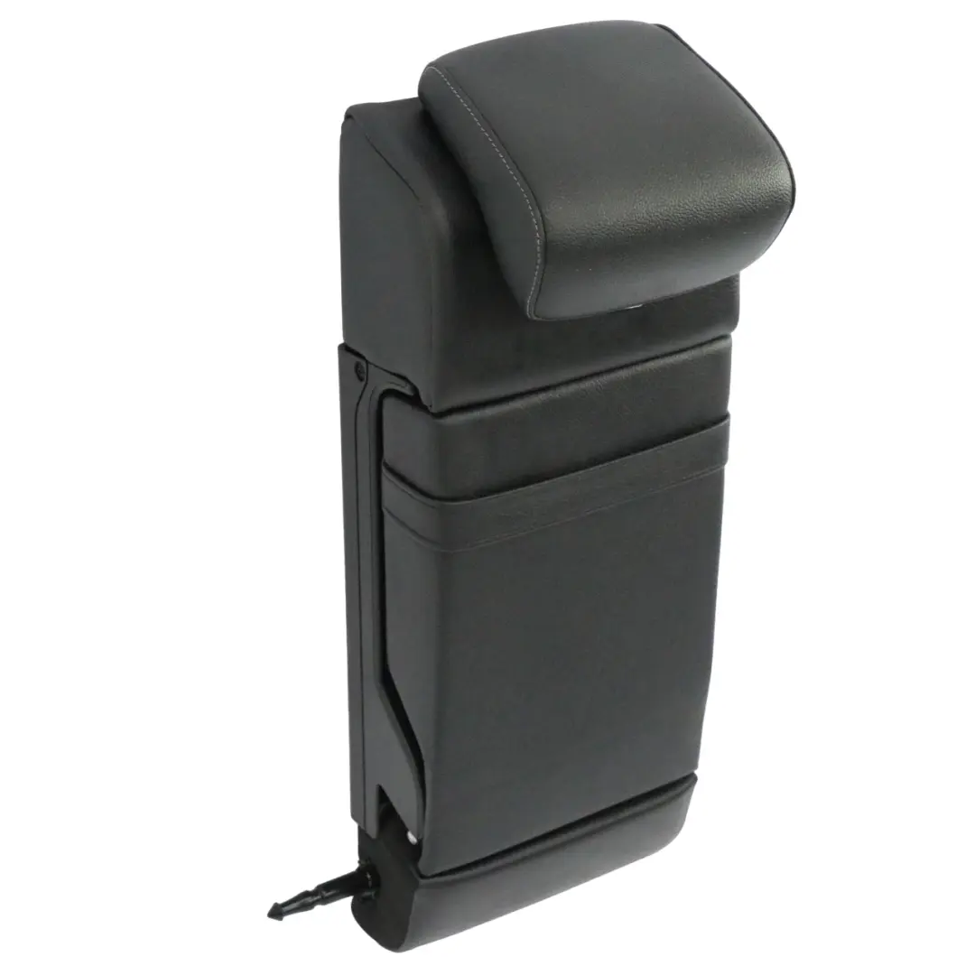 Bracciolo centrale sedile posteriore in pelle nera per Mercedes W177 con numero di parte A1779700900 Mercedes W177 Bracciolo centrale sedile posteriore in pelle nera - SKU A1779700900-2 - Numero di parte A1779700900