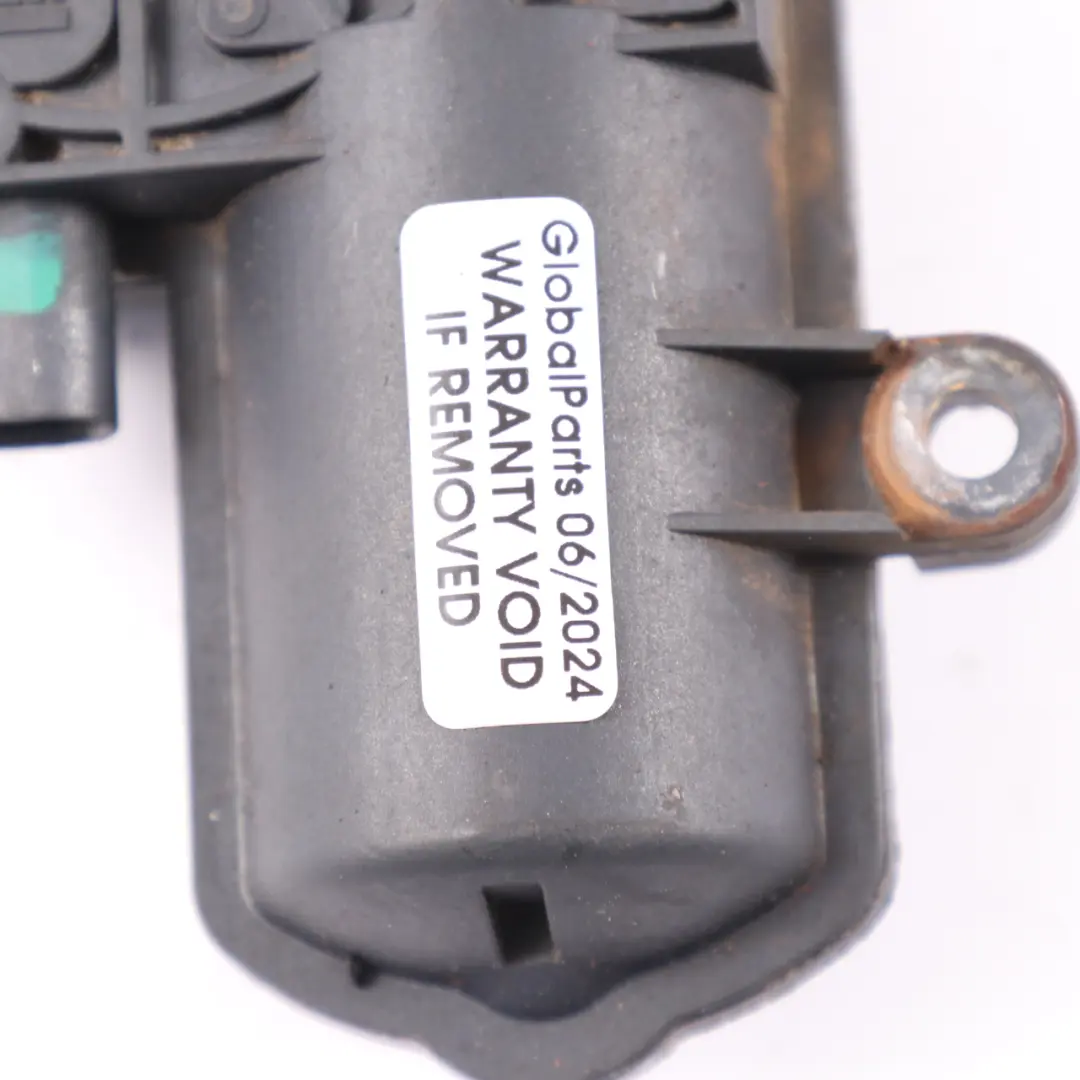 Actionneur de clapet d'échappement Droite Gauche Mercedes SLC 43 R172 AMG M276 - SKU A1909064500 - Numéro de pièce A1909064500