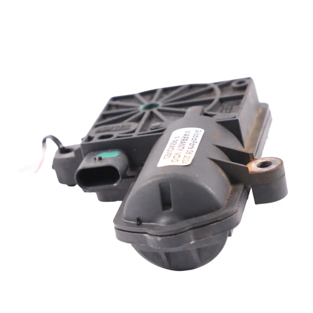 Actionneur de clapet d'échappement Droite Gauche Mercedes SLC 43 R172 AMG M276 - SKU A1909064500 - Numéro de pièce A1909064500