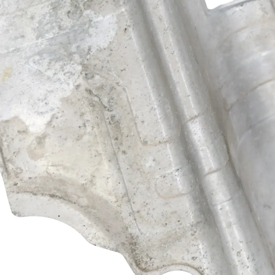 W208 Schild Platte Mudgard Kraft Stoff Tank Abdeckung für Mercedes W202 mit Teilenummer A2024710787 Mercedes W202 W208 Schild Platte Mudgard Kraft Stoff Tank Abdeckung - SKU A2024710787 - Teilenummer A2024710787