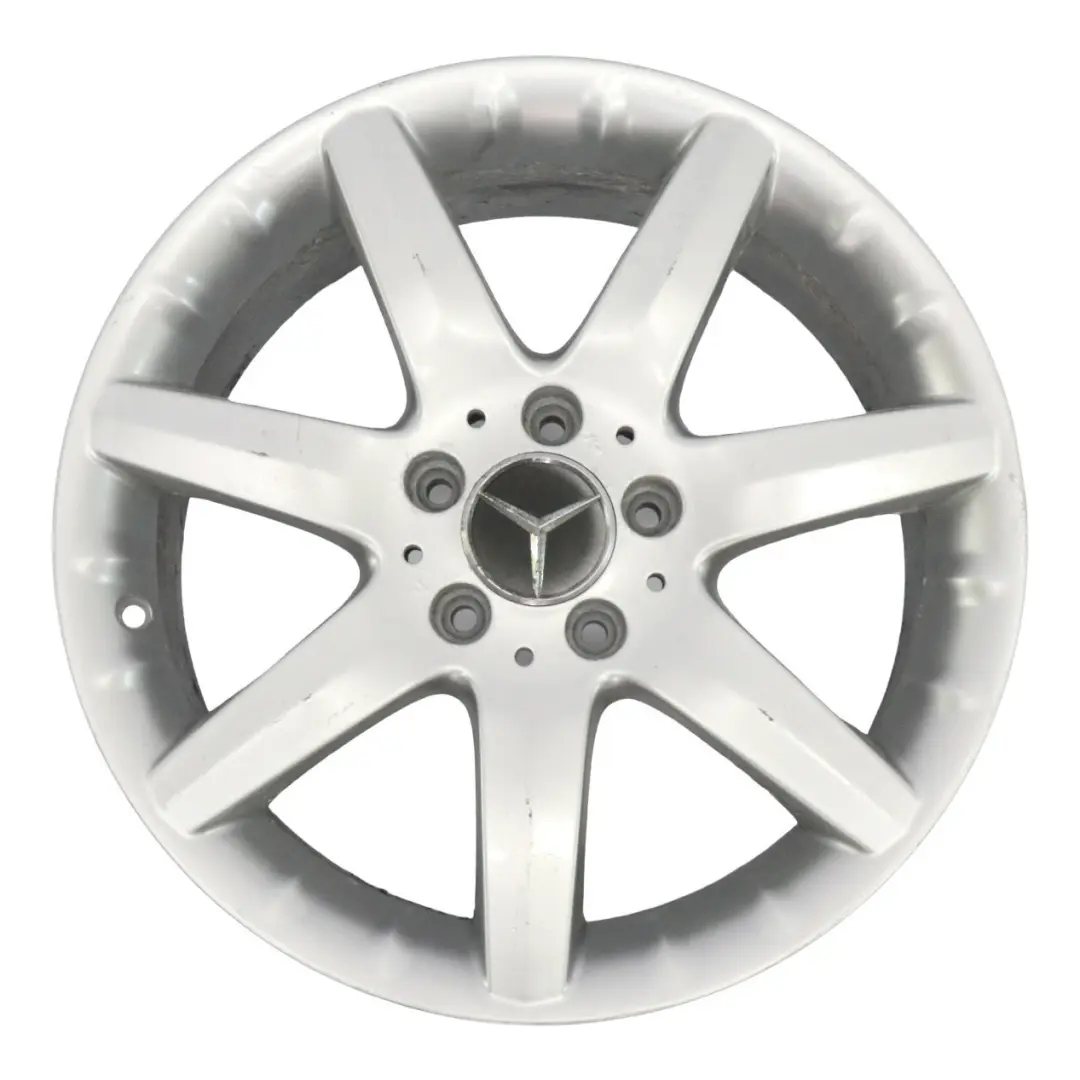 Silberne Leichtmetallfelge 7 Speichen 17" ET:37 7,5J für Mercedes W203 mit Teilenummer A2034011802 Mercedes W203 Silberne Leichtmetallfelge 7 Speichen 17" ET:37 7,5J - SKU A2034011802-1 - Teilenummer A2034011802