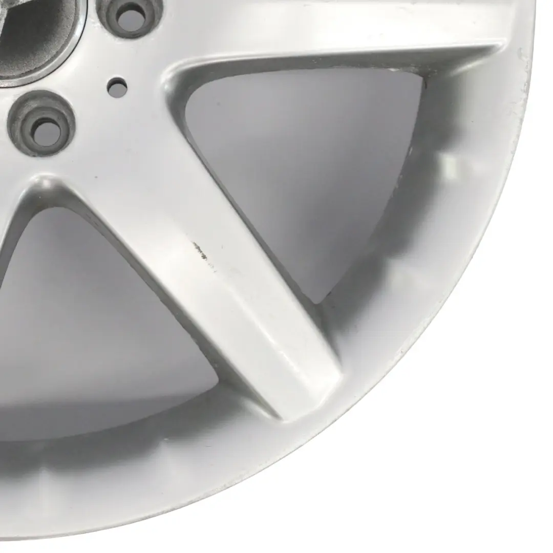 Llanta de aleación plateada Mercedes W203 de 7 radios 17" ET:37 7,5J para con número de pieza A2034011802 Llanta de aleación plateada Mercedes W203 de 7 radios 17" ET:37 7,5J - SKU A2034011802-1 - Número de pieza A2034011802