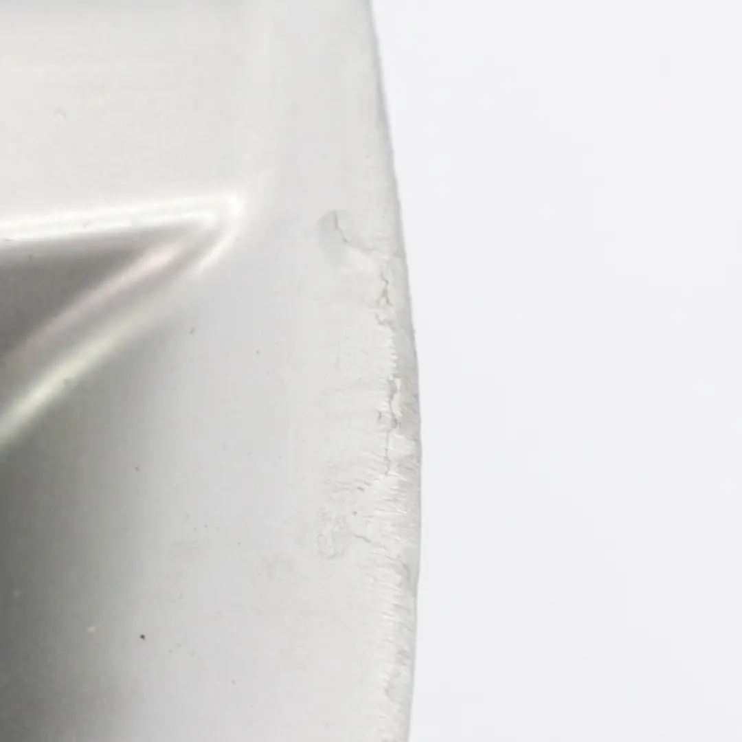 Jante alliage argentée 7 branches 17" ET:37 7,5J pour Mercedes W203 à propos du numéro de pièce A2034011802 Mercedes W203 Jante alliage argentée 7 branches 17" ET:37 7,5J - SKU A2034011802-1 - Numéro de pièce A2034011802