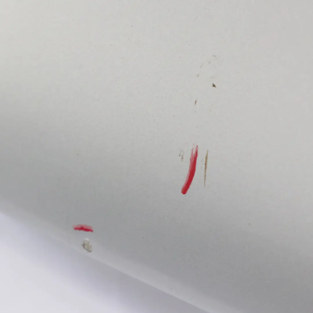 Panneau latéral Avant Aile droite Aile Iridium Silver - 775 pour Mercedes W203 à propos du numéro de pièce A2038800218 Mercedes W203 Panneau latéral Avant Aile droite Aile Iridium Silver - 775 - SKU A2038800218-IRS1 - Numéro de pièce A2038800218