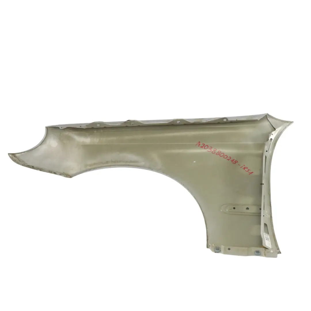 Panel Lateral Delantero Derecho Guardabarros Iridium Silver - 775 para Mercedes W203 con número de pieza A2038800218 Mercedes W203 Panel Lateral Delantero Derecho Guardabarros Iridium Silver - 775 - SKU A2038800218-IRS1 - Número de pieza A2038800218