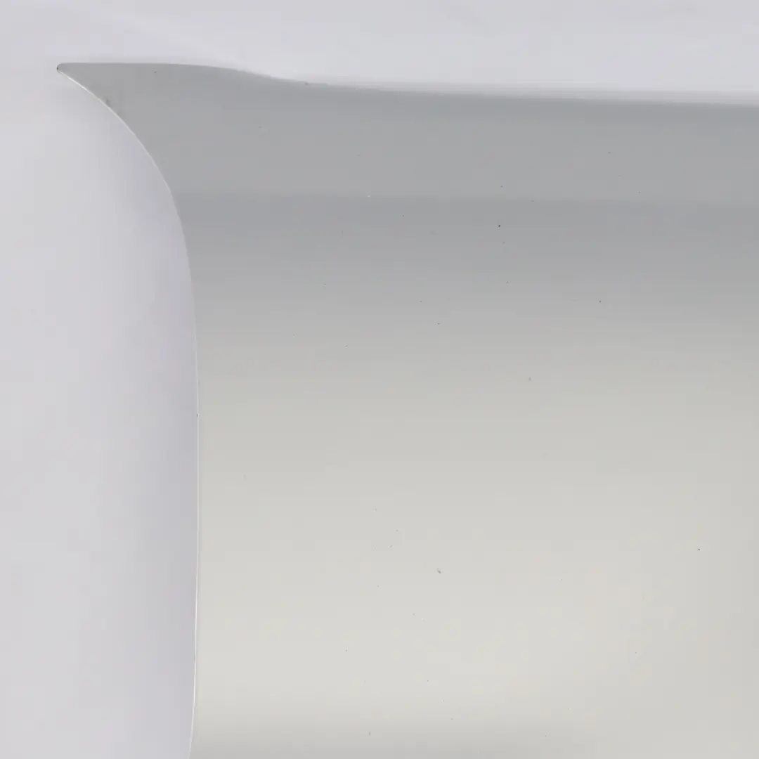 Pannello laterale anteriore destro Parafango Iridium Silver - 775 per Mercedes W203 con numero di parte A2038800218 Mercedes W203 Pannello laterale anteriore destro Parafango Iridium Silver - 775 - SKU A2038800218-IRS1 - Numero di parte A2038800218