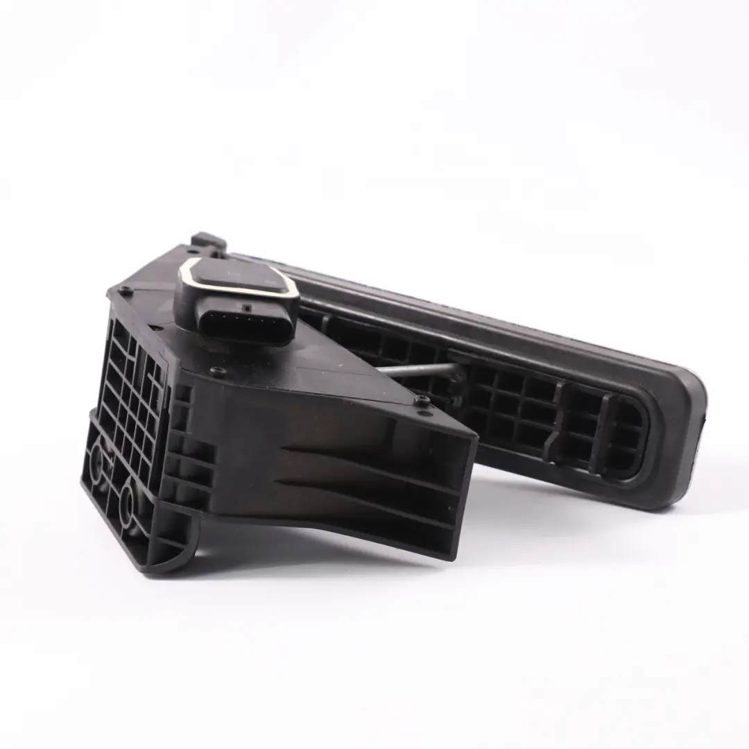 Coupé Pedale dell'acceleratore Pedale del gas per Mercedes C207 con numero di parte A2043000804 Mercedes C207 Coupé Pedale dell'acceleratore Pedale del gas - SKU A2043000804 - Numero di parte A2043000804