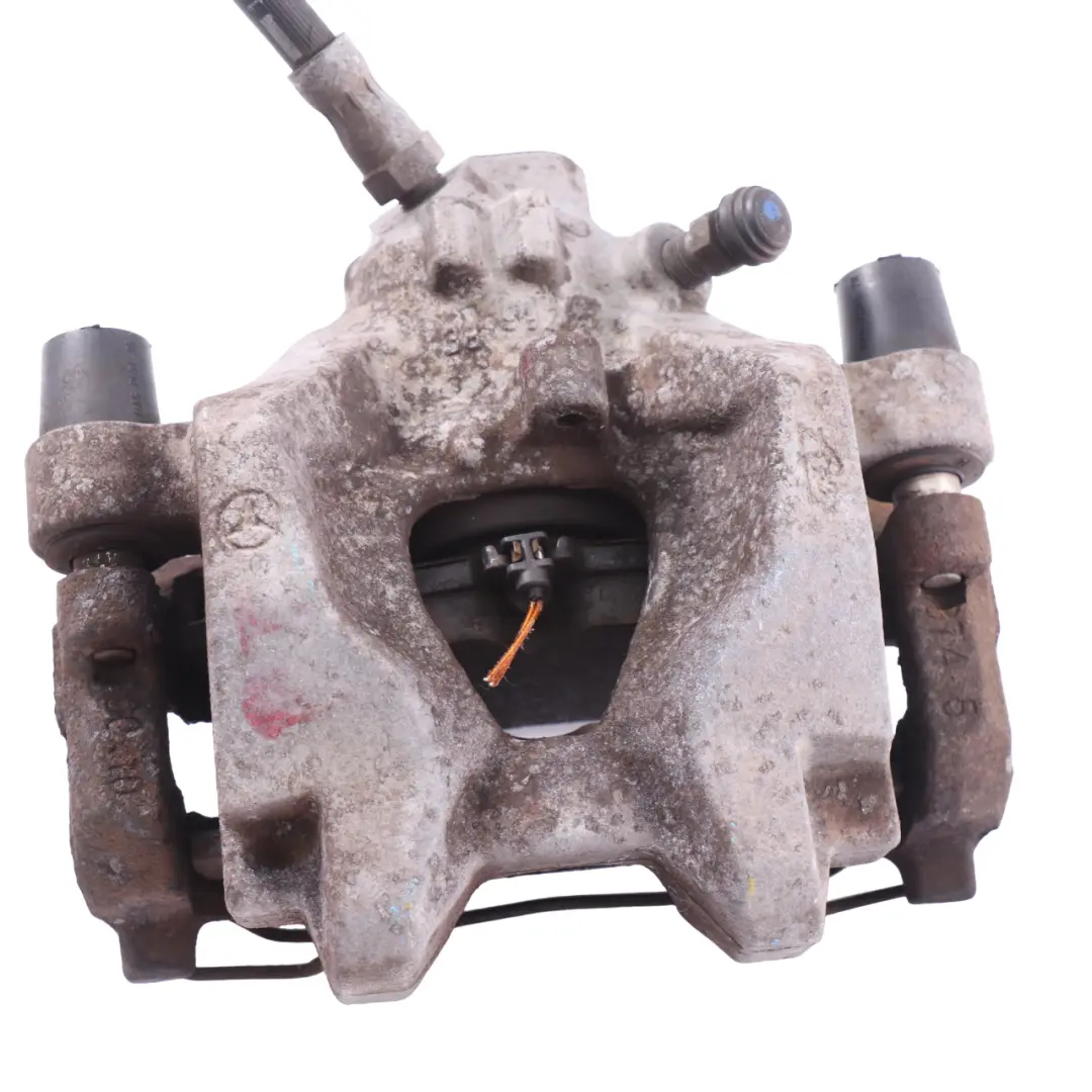 Etrier frein arrière droit Unité roue pour Mercedes W204 à propos du numéro de pièce A2044230281 Mercedes W204 Etrier frein arrière droit Unité roue - SKU A2044230281-2 - Numéro de pièce A2044230281