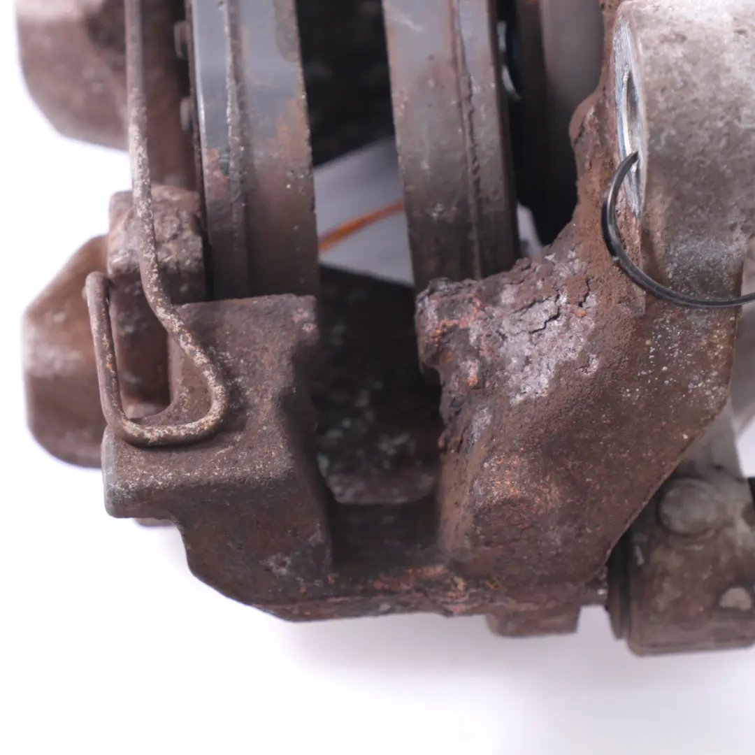 pinza freno trasero derecho unidad rueda para Mercedes W204 con número de pieza A2044230281 Mercedes W204 pinza freno trasero derecho unidad rueda - SKU A2044230281-2 - Número de pieza A2044230281