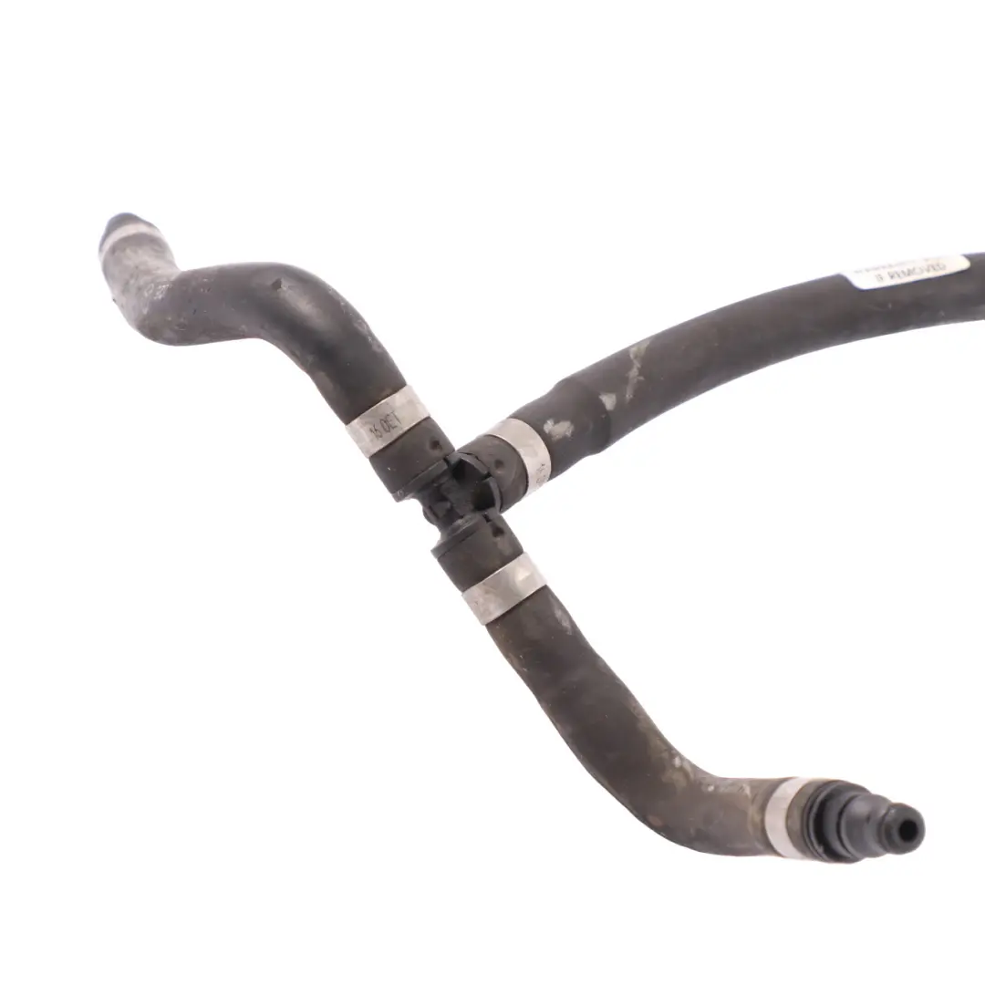 Mercedes W204 Tubo Ventilación Línea Refrigeración Tanque Expansión - SKU A2045011025 - Número de pieza A2045011025