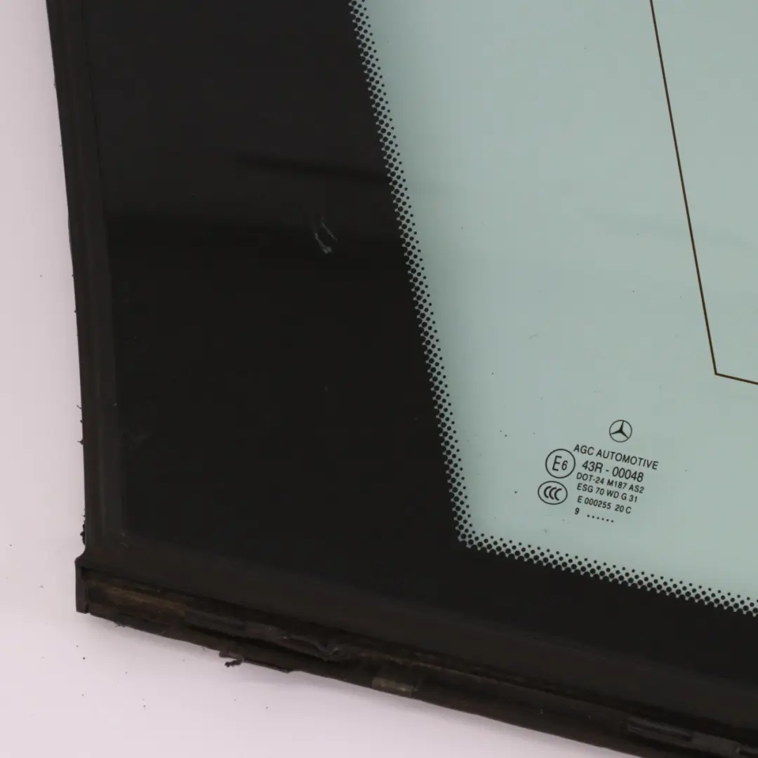 Viertel Seitenscheibe Verglasung Glas hinten links Verglasung AS2 für Mercedes S204 mit Teilenummer A2046707712 Mercedes S204 Viertel Seitenscheibe Verglasung Glas hinten links Verglasung AS2 - SKU A2046707712-1 - Teilenummer A2046707712