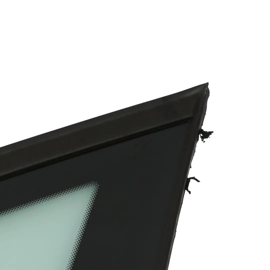 Finestra Laterale Posteriore Destra Quarter Vetro Verde AS2 per Mercedes S204 con numero di parte A2046730200 Mercedes S204 Finestra Laterale Posteriore Destra Quarter Vetro Verde AS2 - SKU A2046730200-1 - Numero di parte A2046730200