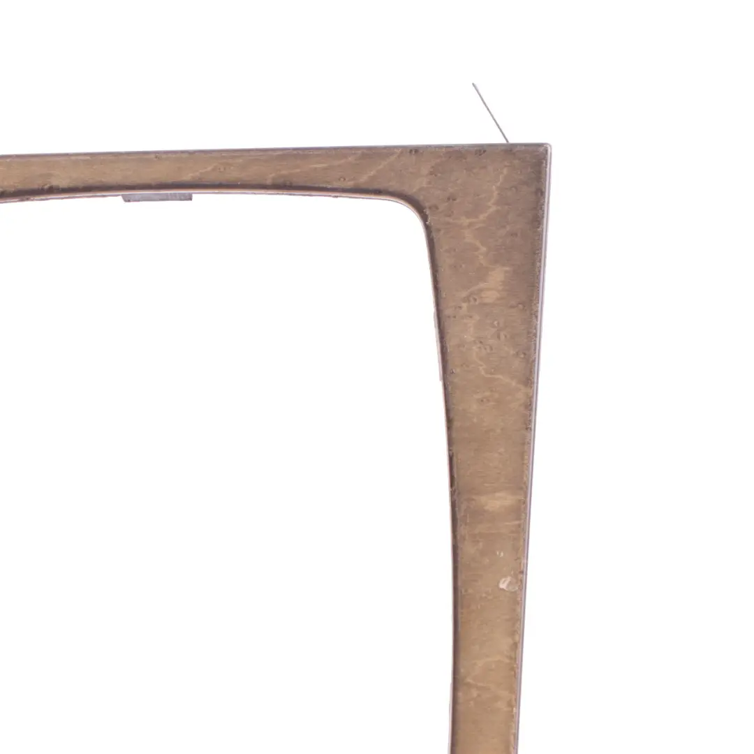 Cornice Di Rivestimento Del Cambio In Legno per Mercedes W204 con numero di parte A2046803407 Mercedes W204 Cornice Di Rivestimento Del Cambio In Legno - SKU A2046803407 - Numero di parte A2046803407