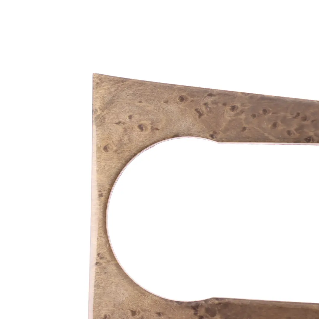 Ramka Osłona Panel Klimatyzacji do Mercedes W204 o numerze A2046803607 Mercedes W204 Ramka Osłona Panel Klimatyzacji - SKU A2046803607-1 - Numer Części A2046803607