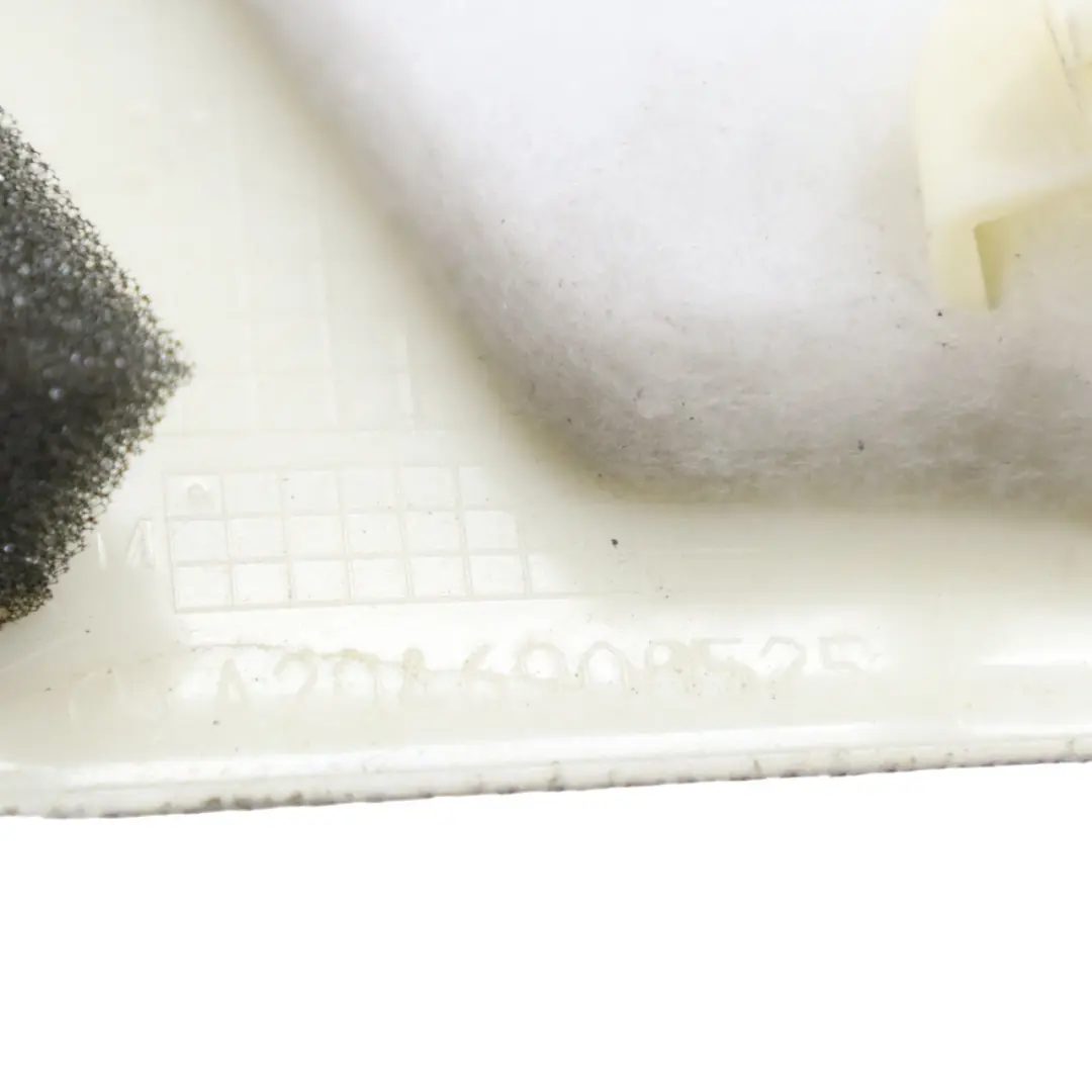 Säule D Zierleiste Abdeckung Hinten Links für Mercedes S204 mit Teilenummer A2046908525 Mercedes S204 Säule D Zierleiste Abdeckung Hinten Links - SKU A2046908525 - Teilenummer A2046908525