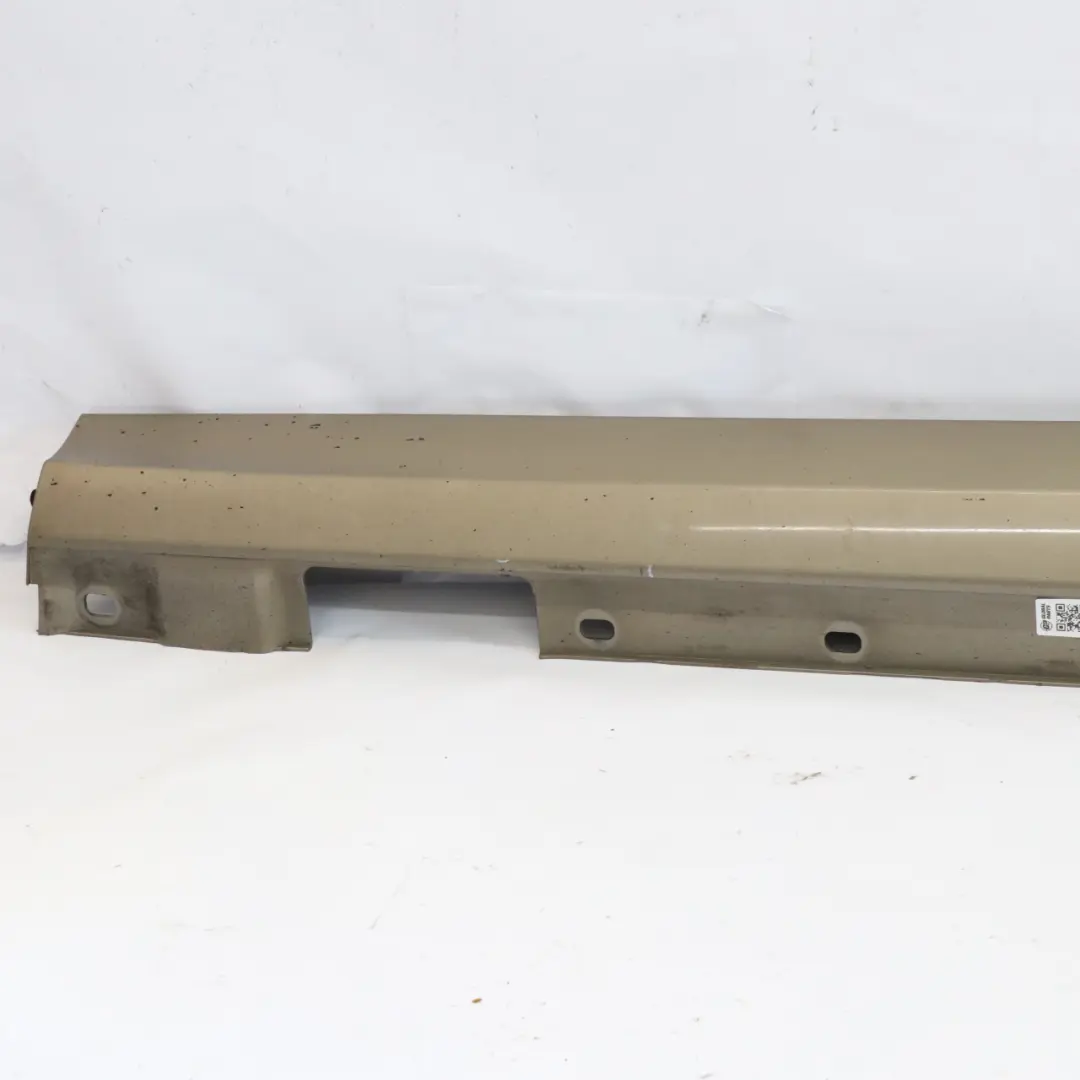 Mercedes W204 Rivestimento soglia porta laterale sinistra Sanidine Beige - 798 - SKU A2046980354-SAN - Numero di parte A2046980354