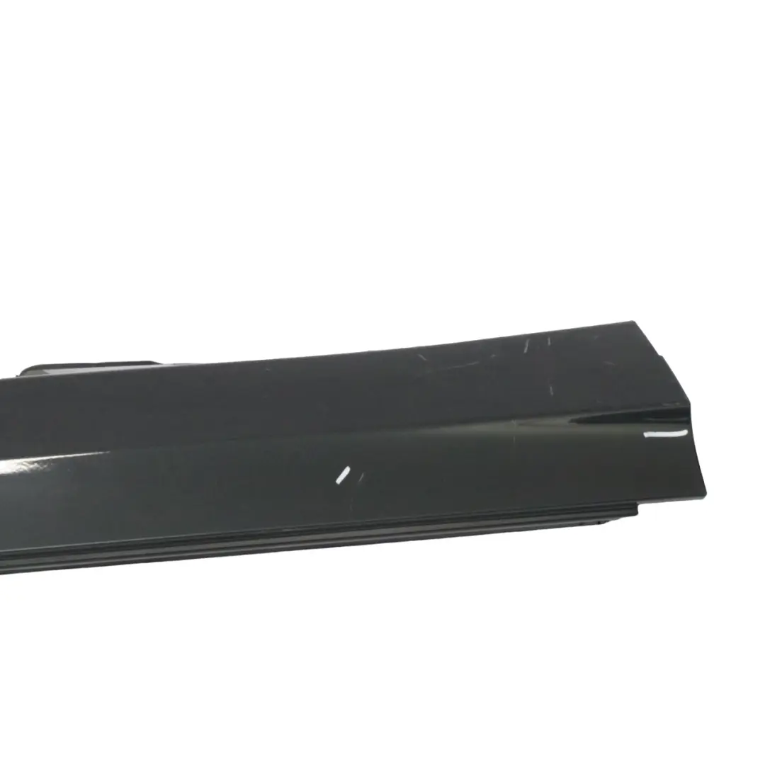 Mercedes W204 Cache Latérale Panneau de Seuil Droit Noir Magnetite - 183 - SKU A2046981454-MTS1 - Numéro de pièce A2046981454