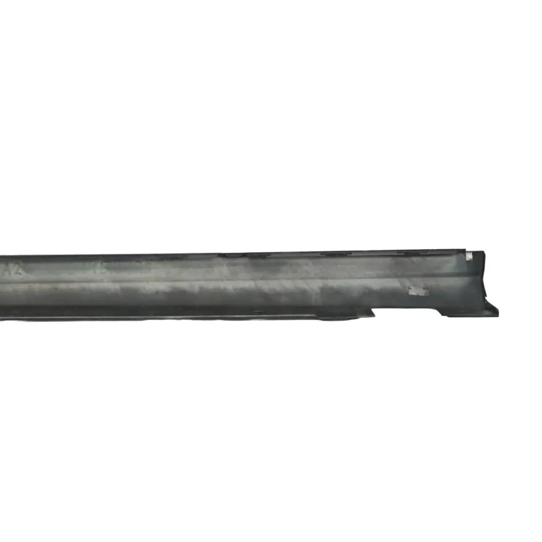 Mercedes W204 Cache Latérale Panneau de Seuil Droit Noir Magnetite - 183 - SKU A2046981454-MTS1 - Numéro de pièce A2046981454