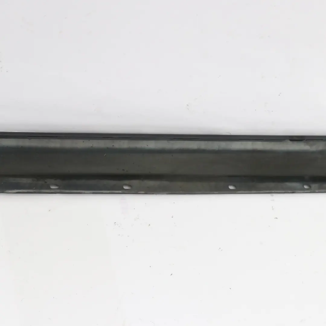 Mercedes W204 Seitenschwellerabdeckung Rechts Tenoritgrau Metallic - 755 - SKU A2046981454-TNG1 - Teilenummer A2046981454