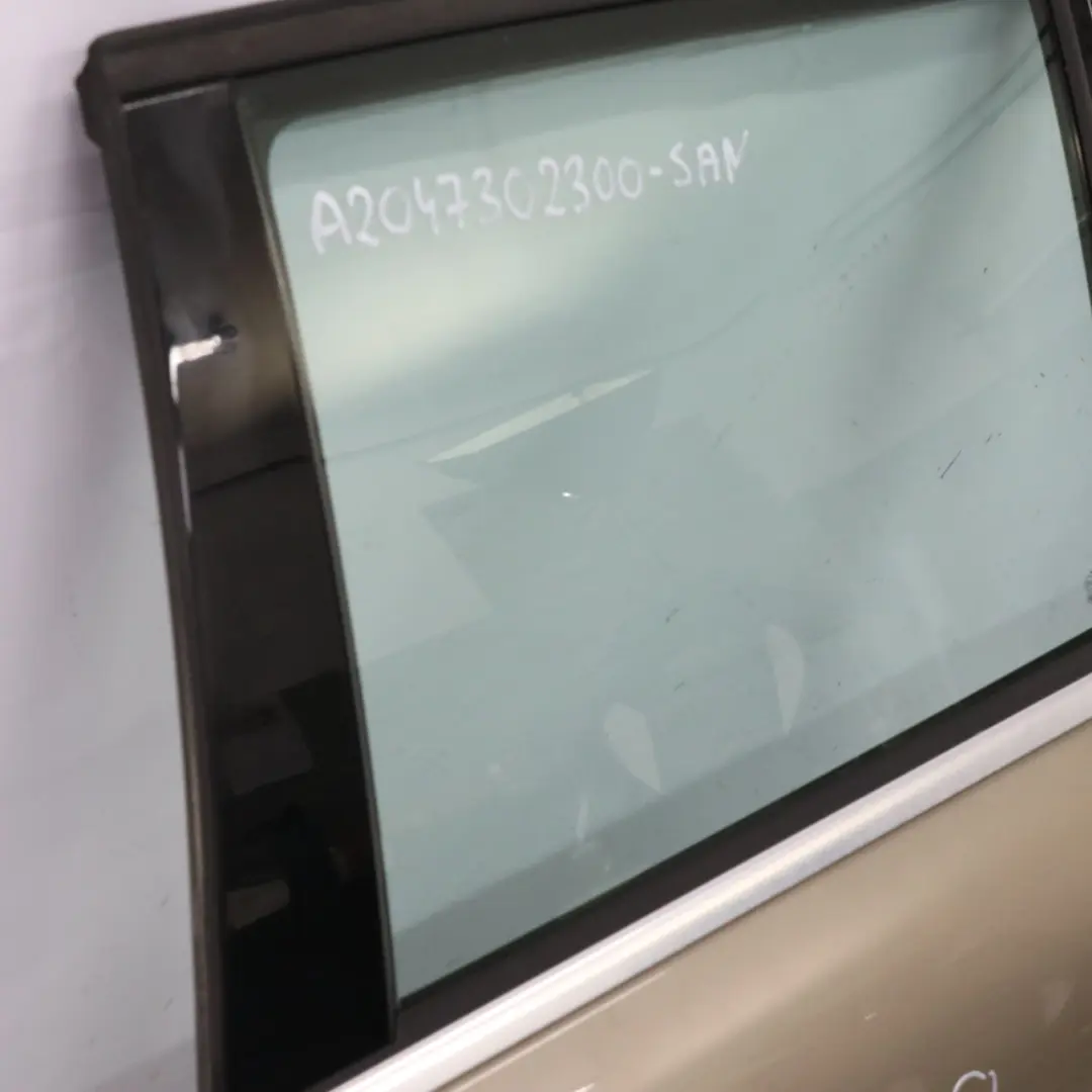 Mercedes S204 Drzwi Lewe Tylny Sanidine Beige Beżowy Metalik - 798 - SKU A2047302300-SAN - Numer Części A2047302300