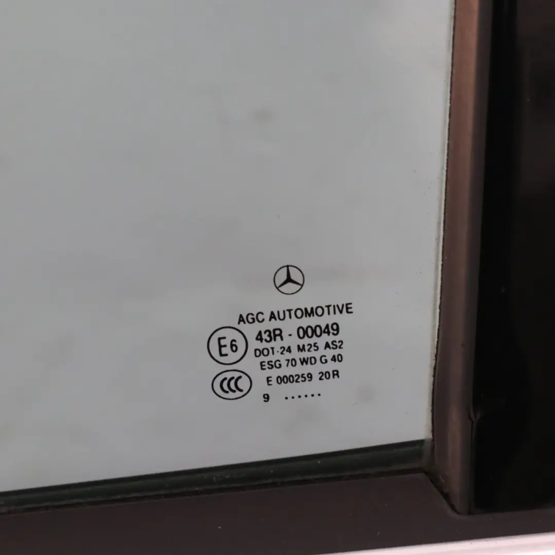 Mercedes S204 Drzwi Lewe Tylny Sanidine Beige Beżowy Metalik - 798 - SKU A2047302300-SAN - Numer Części A2047302300