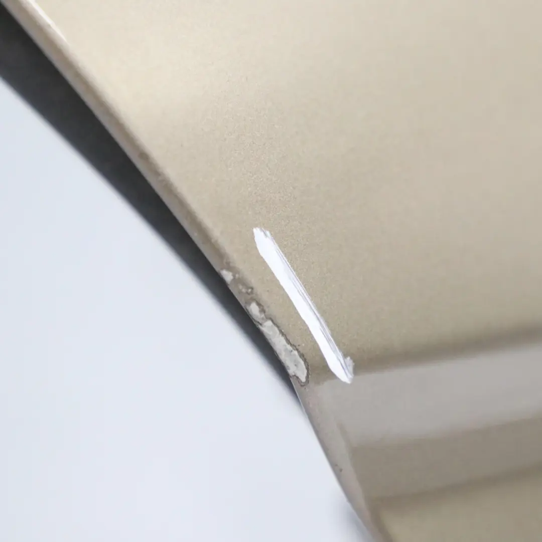 Tür hinten rechts Verkleidung Sanidine Beige Metallic - 798 für Mercedes S204 Kombi mit Teilenummer A2047302400 Mercedes S204 Kombi Tür hinten rechts Verkleidung Sanidine Beige Metallic - 798 - SKU A2047302400-SAN - Teilenummer A2047302400