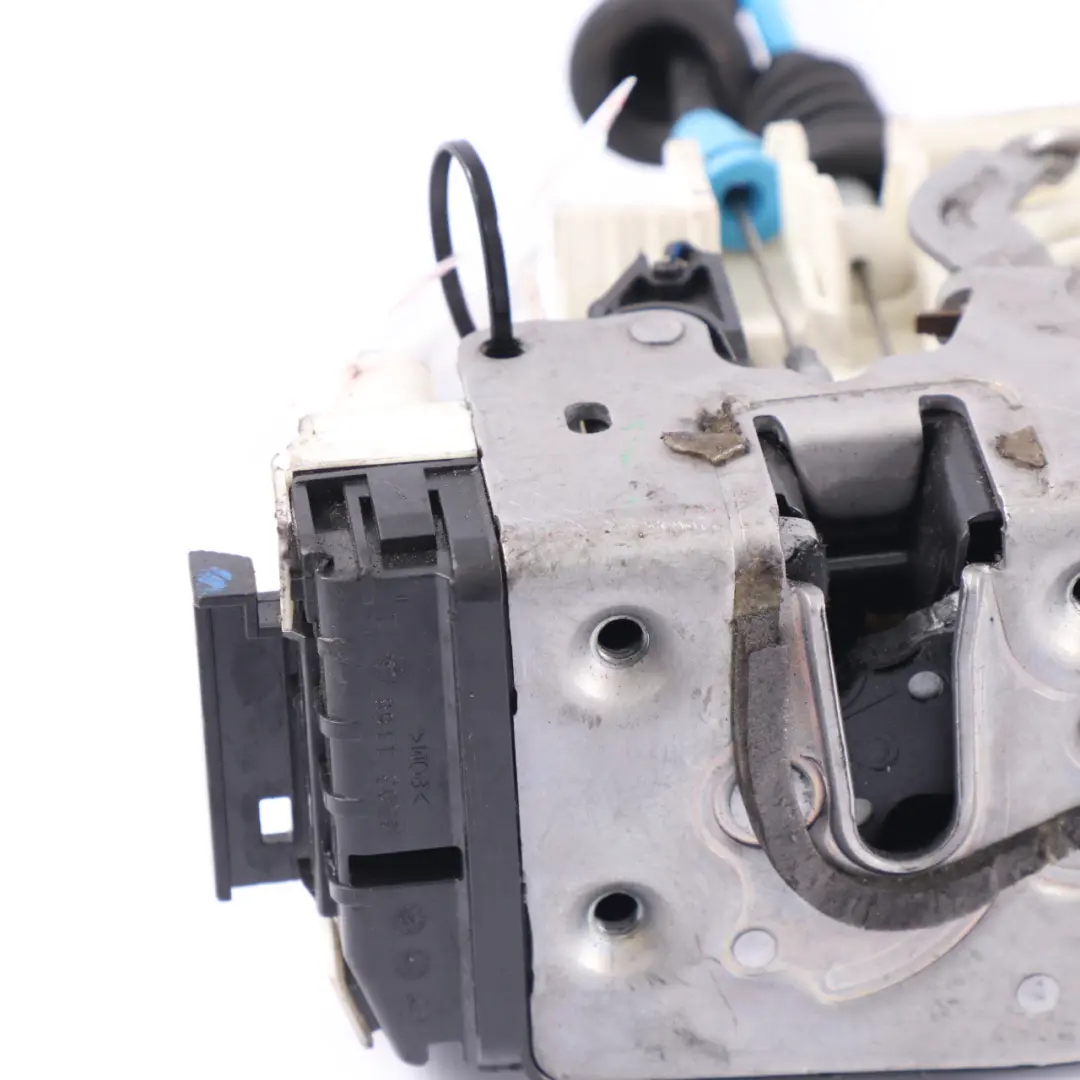 Door Lock Rear Left N/S Latch Mechanism to Mercedes W212 with Part number A2047304335 Mercedes W212 Door Lock Rear Left N/S Latch Mechanism - SKU RHD-A2047304335 - Part number A2047304335