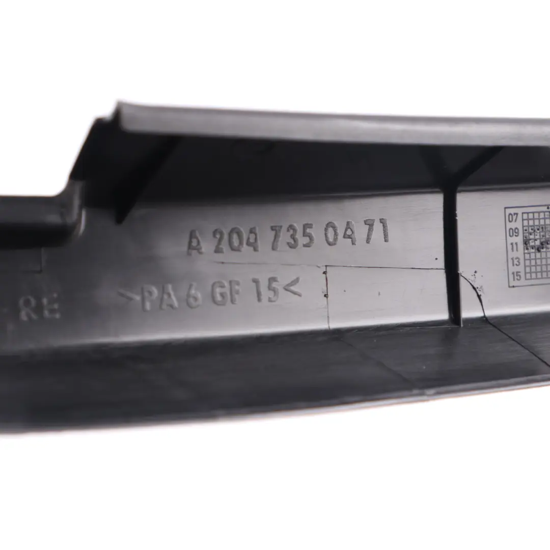 Ventana Mercedes S204 W204 Puerta Trasera Derecha Negro para Marco con número de pieza A2047350471 Marco Ventana Mercedes S204 W204 Puerta Trasera Derecha Negro - SKU A2047350471 - Número de pieza A2047350471