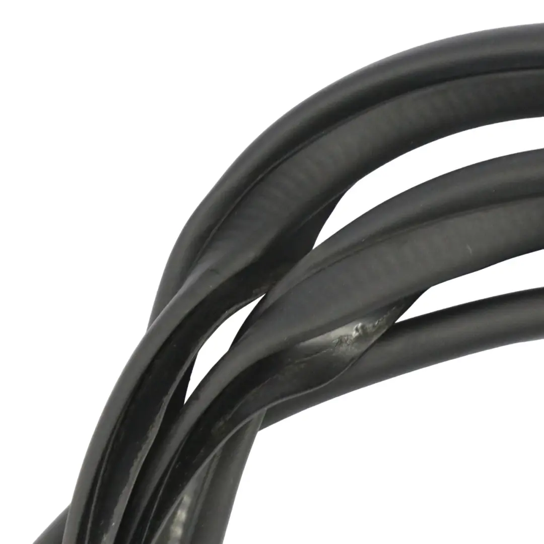 Coperchio bagagliaio Portellone posteriore Guarnizione per Mercedes S204 con numero di parte A2047400378 Mercedes S204 Coperchio bagagliaio Portellone posteriore Guarnizione - SKU A2047400378 - Numero di parte A2047400378