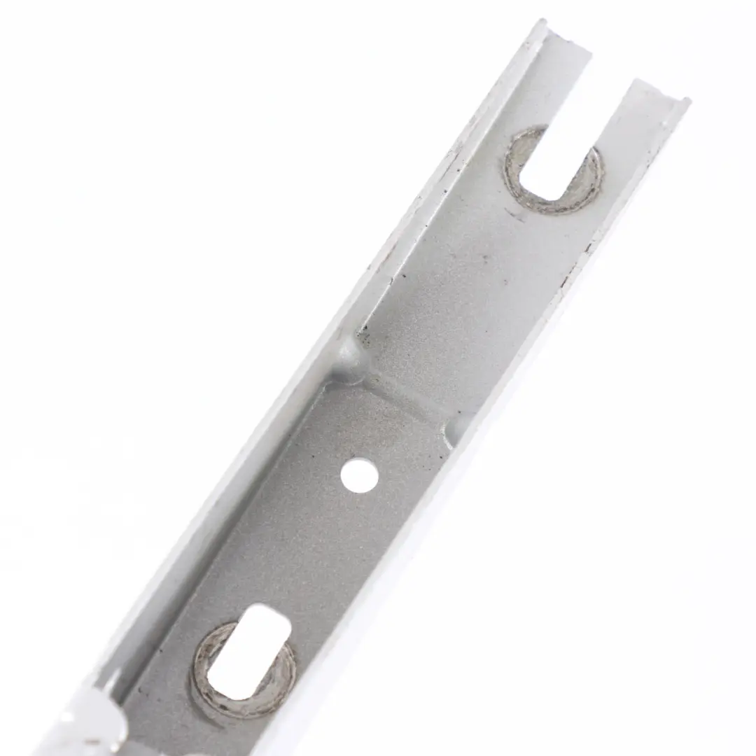 Kofferraum Heckklappenscharnier Mercedes W204 Hinten Links Iridium Silber 775 für mit Teilenummer A2047500528-IRS Kofferraum Heckklappenscharnier Mercedes W204 Hinten Links Iridium Silber 775 - SKU A2047500528-IRS1 - Teilenummer A2047500528-IRS