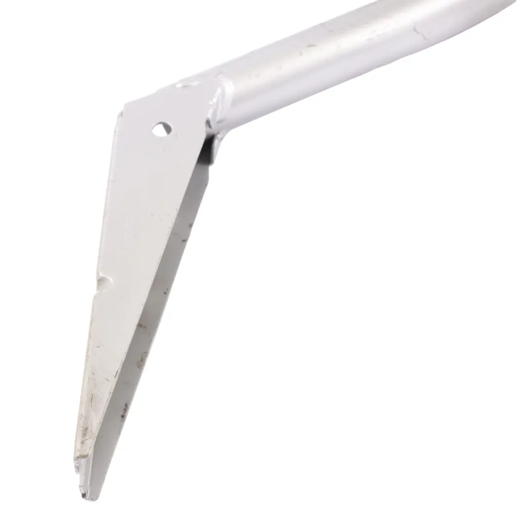 Cerniera portellone bagagliaio Mercedes W204 posteriore sinistra Iridium Silver per con numero di parte A2047500528-IRS Cerniera portellone bagagliaio Mercedes W204 posteriore sinistra Iridium Silver - SKU A2047500528-IRS1 - Numero di parte A2047500528-IRS