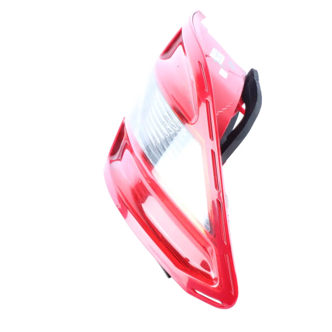 Mercedes W204 Feu arrière gauche Panneau latéral du feu arrière - SKU A2048202964-2 - Numéro de pièce A2048202964