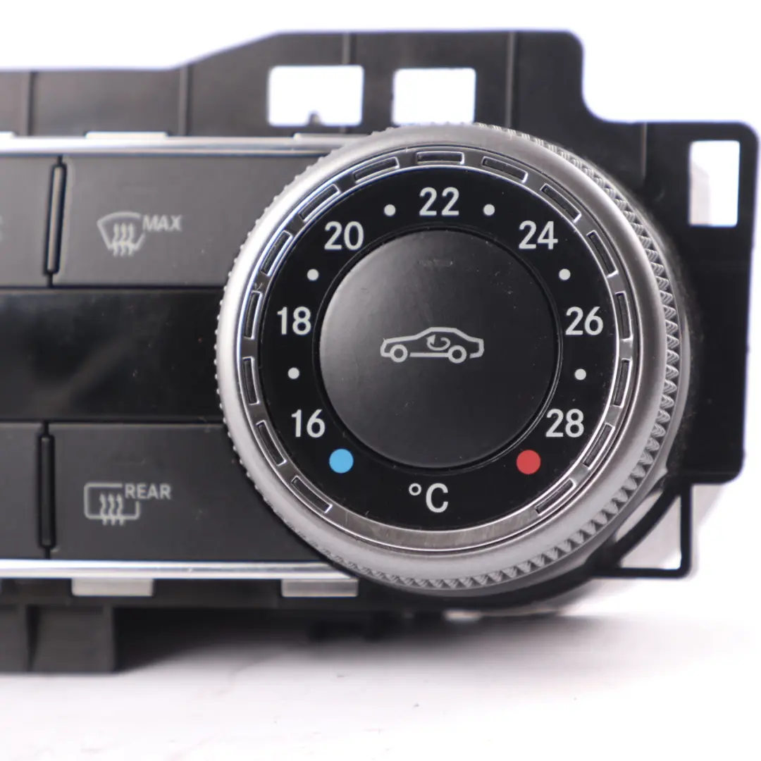 A/C Klimaanlage Einheit Control Switch Panel Modul für Mercedes W204 mit Teilenummer A2048309385 Mercedes W204 A/C Klimaanlage Einheit Control Switch Panel Modul - SKU A2048309385 - Teilenummer A2048309385