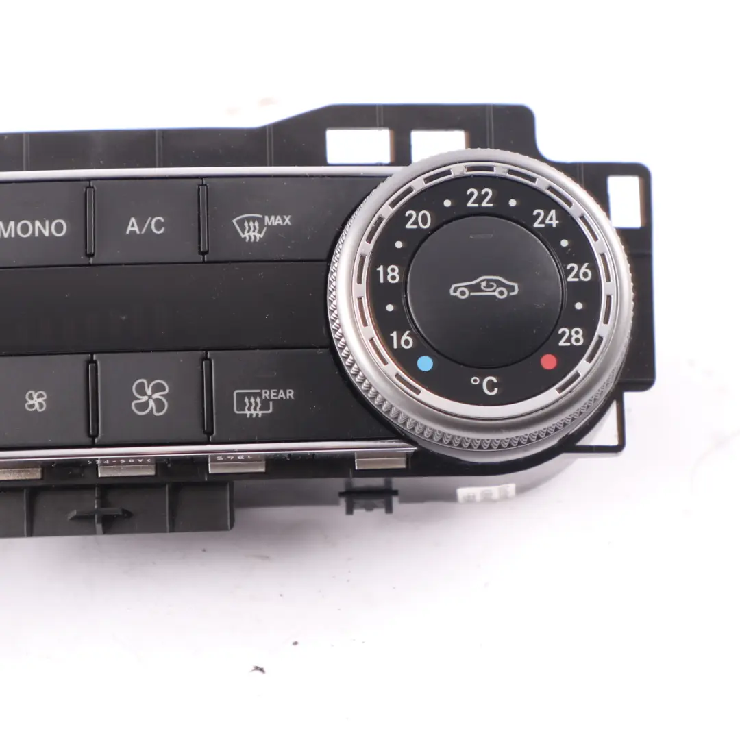 A/C Unidad Aire Acondicionado Panel Control Módulo para Mercedes W204 con número de pieza A2048309385 Mercedes W204 A/C Unidad Aire Acondicionado Panel Control Módulo - SKU A2048309385 - Número de pieza A2048309385