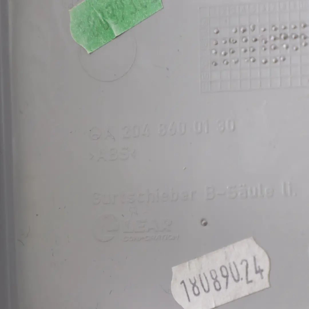 Mercedes W204 Columna Pilar B Izquierda Tapa Panel AMG - SKU A2048600130-1 - Número de pieza A2048600130