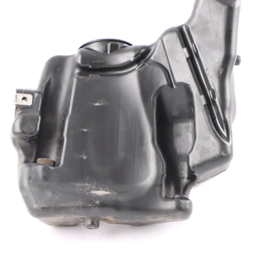 Serbatoio della bottiglia Serbatoio del parabrezza per Mercedes W204 con numero di parte A2048601960 Mercedes W204 Serbatoio della bottiglia Serbatoio del parabrezza - SKU A2048601960 - Numero di parte A2048601960