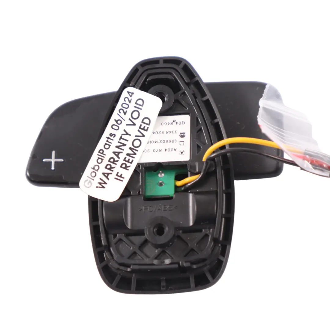 Cambio Paddle Unità Pulsante Destra per Mercedes W204 con numero di parte A2048703358 Mercedes W204 Cambio Paddle Unità Pulsante Destra - SKU A2048703358 - Numero di parte A2048703358