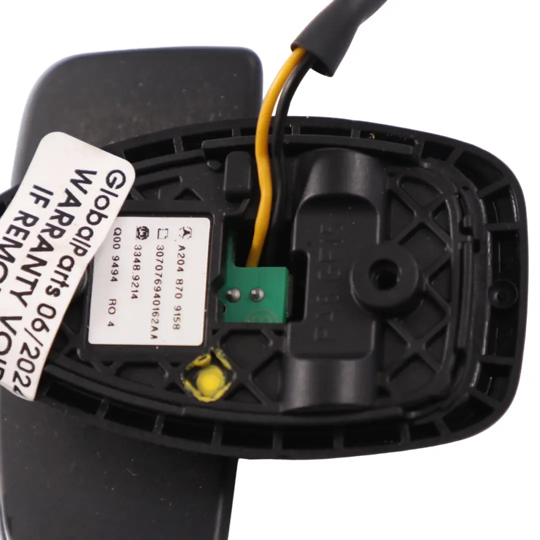 Tasto Cambio Paddle per Mercedes W204 W212 C207 Volante con numero di parte A2048709158 Mercedes W204 W212 C207 Volante Tasto Cambio Paddle - SKU A2048709158 - Numero di parte A2048709158