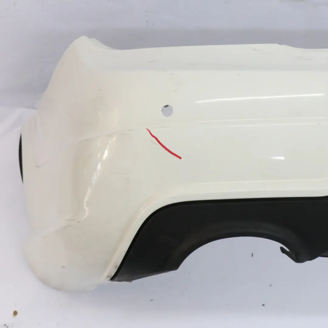 Zderzak Tylny AMG Calcite White - 650 do Mercedes W204 C204 o numerze A2048809347 Mercedes W204 C204 Zderzak Tylny AMG Calcite White - 650 - SKU A2048809347-CW1 - Numer Części A2048809347