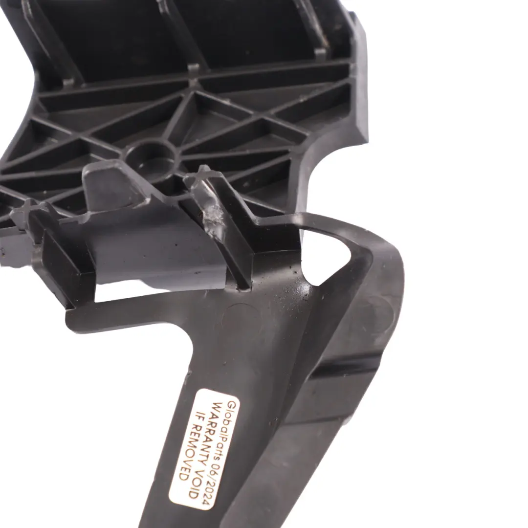 Stiffener Mercedes W204 Front Bumper Reinforcement Bracket Left N/S to with Part number A2048850016 Stiffener Mercedes W204 Front Bumper Reinforcement Bracket Left N/S - SKU A2048850016 - Part number A2048850016