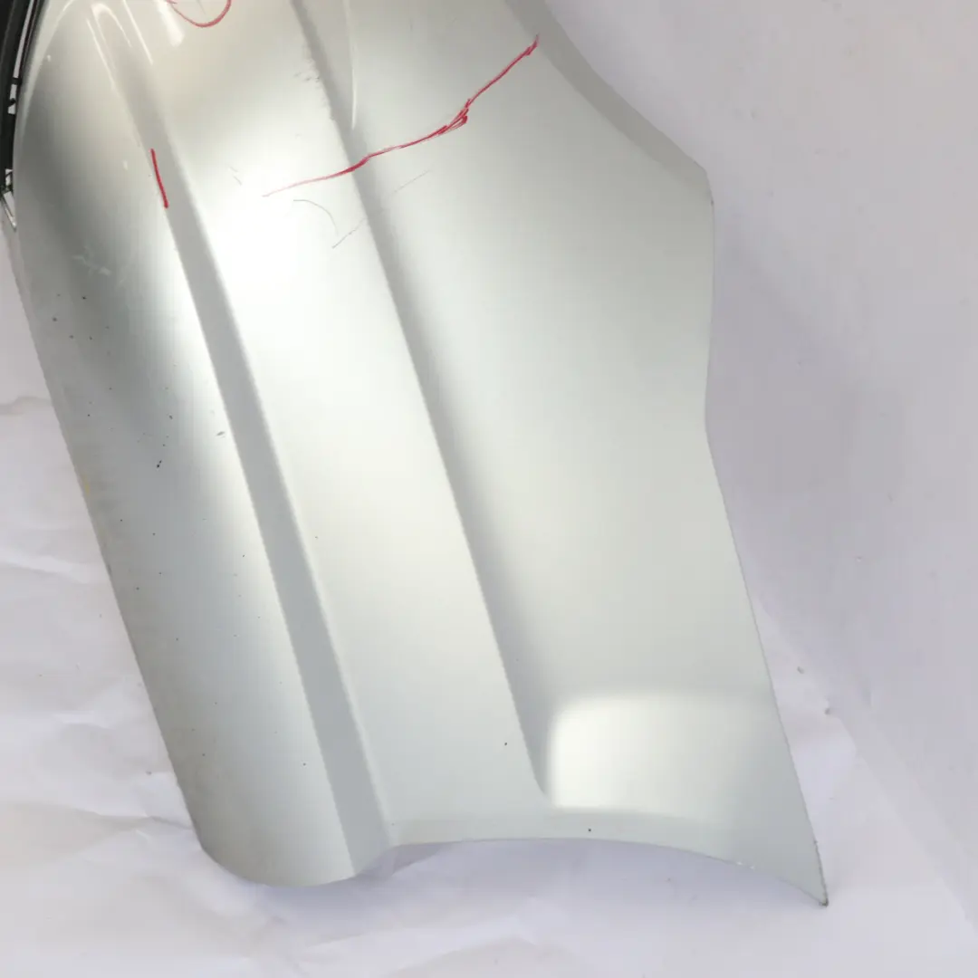 Zderzak Tylny AMG Iridium Silver Srebrny Metalik - 775 do Mercedes W204 o numerze A2048852925 Mercedes W204 Zderzak Tylny AMG Iridium Silver Srebrny Metalik - 775 - SKU A2048852925-IRS - Numer Części A2048852925